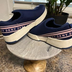 Toddler girls DKNY sneaker. Easy on and off slip on sneaker.